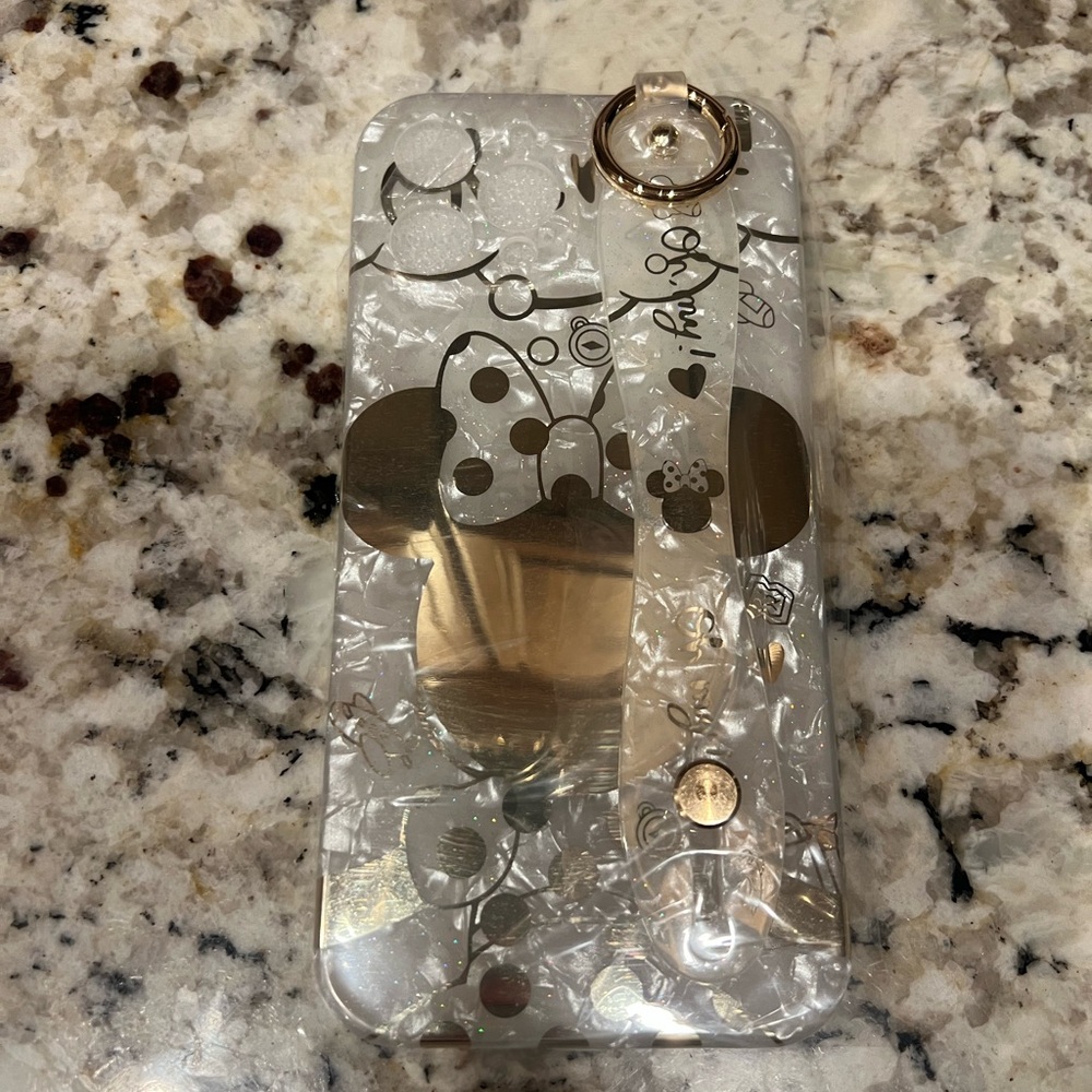 Stylish Gold and White Phone Case iPhone 12 Pro Max Disney Minnie Mouse